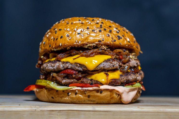 Burger King aangeklaagd om te kleine Whopper Burger King aangeklaagd om te kleine Whopper