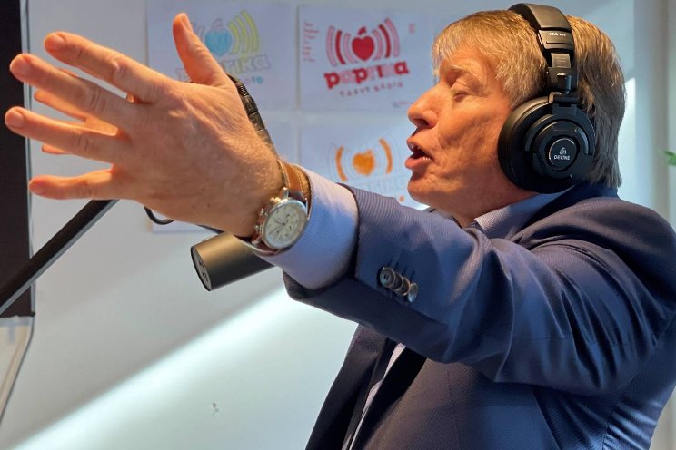 'Samen uit deze crisis' 'Samen uit deze crisis'