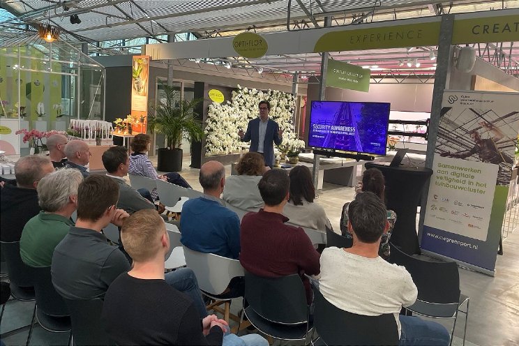Kennissessie bij Opti-flor over cyberawareness Kennissessie bij Opti-flor over cyberawareness